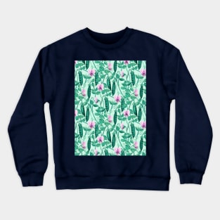 Fresh Garden Pea Floral on Pastel Mint Green Crewneck Sweatshirt